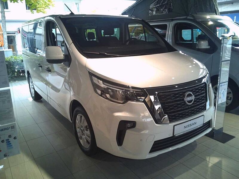 Nissan Primastar Kombi Tekna 8 Sitzer