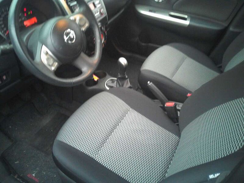 Nissan Micra Acenta