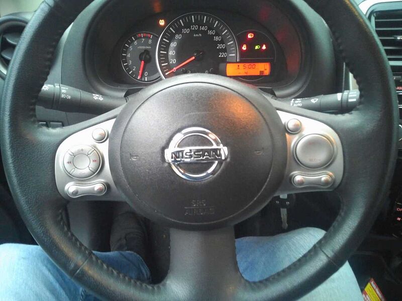 Nissan Micra Acenta